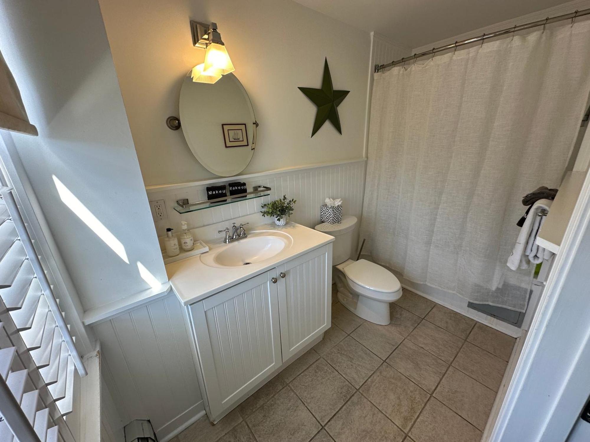Entire Historic 5 Bed 5 Bath Inn Sleeps 17 Tour de Tour de Newport Extérieur photo